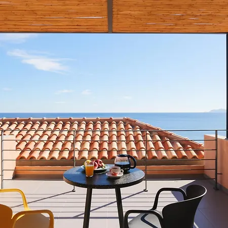 Pasithea Aparthotel