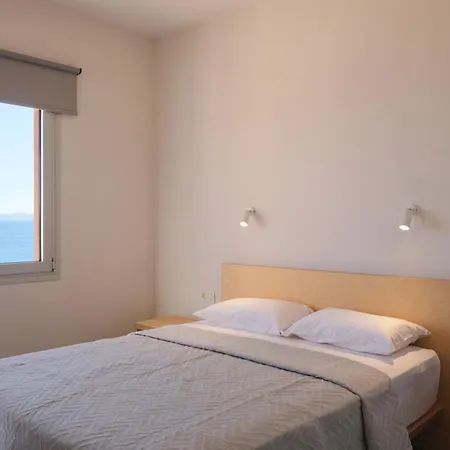 Pasithea Aparthotel