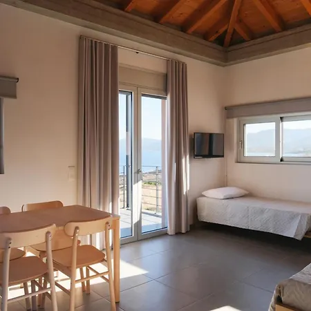 Pasithea Aparthotel