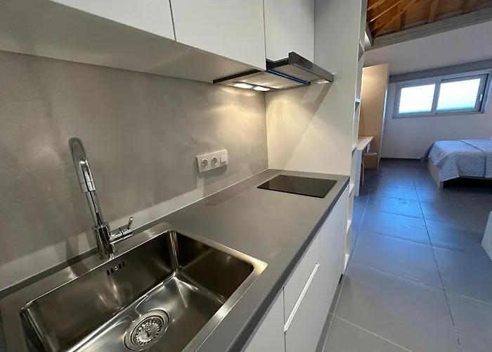 アパートホテル Pasithea 4*