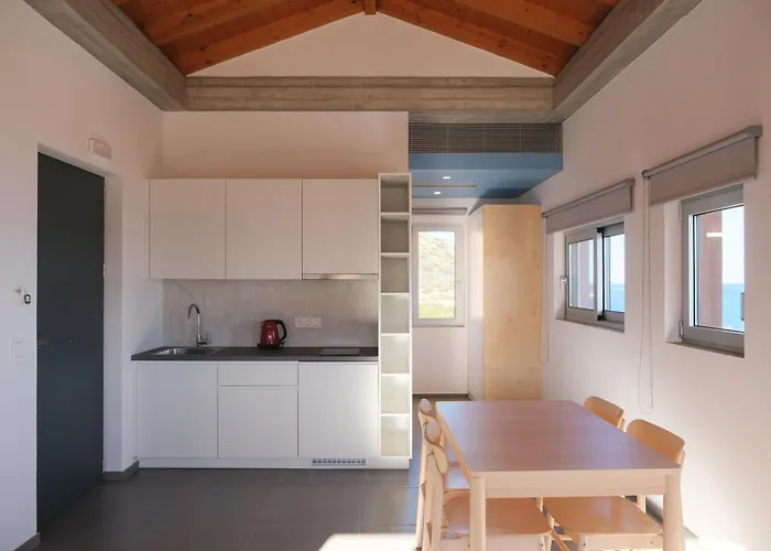 アパートホテル Pasithea 4*